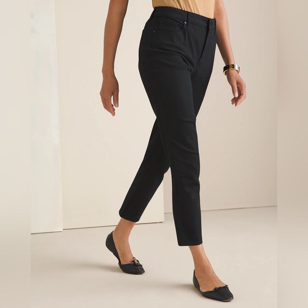 CHICOS So Slimming Black Girlfriend Ankle Jeans Crop Pants
